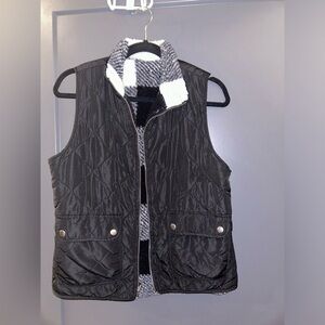 FRANCESCAS REVERSIBLE SMALL QUILTED & SHERPA VEST